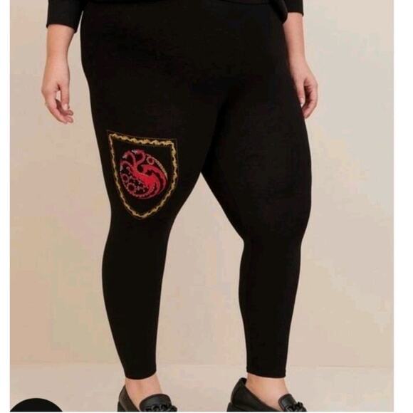 NWT Torrid 2 House Of The Dragon Tummy Smoothing Capri Leggings Size 2X 18 20 - Picture 1 of 10